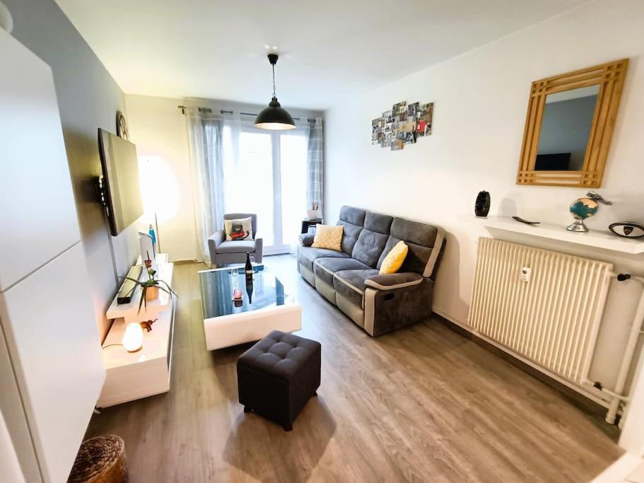 T2 Cozy Avec Parking, Terrasse - Severine Appartement