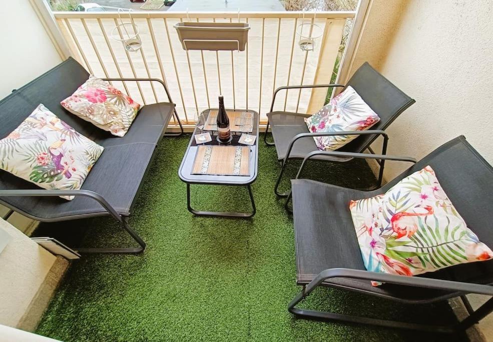 T2 Cozy Avec Parking, Terrasse - Severine